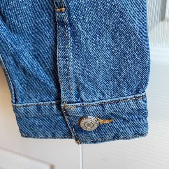 NWT Levi's Ex-Boyfriend Denim Trucker Jacket - Picture 9 of 16